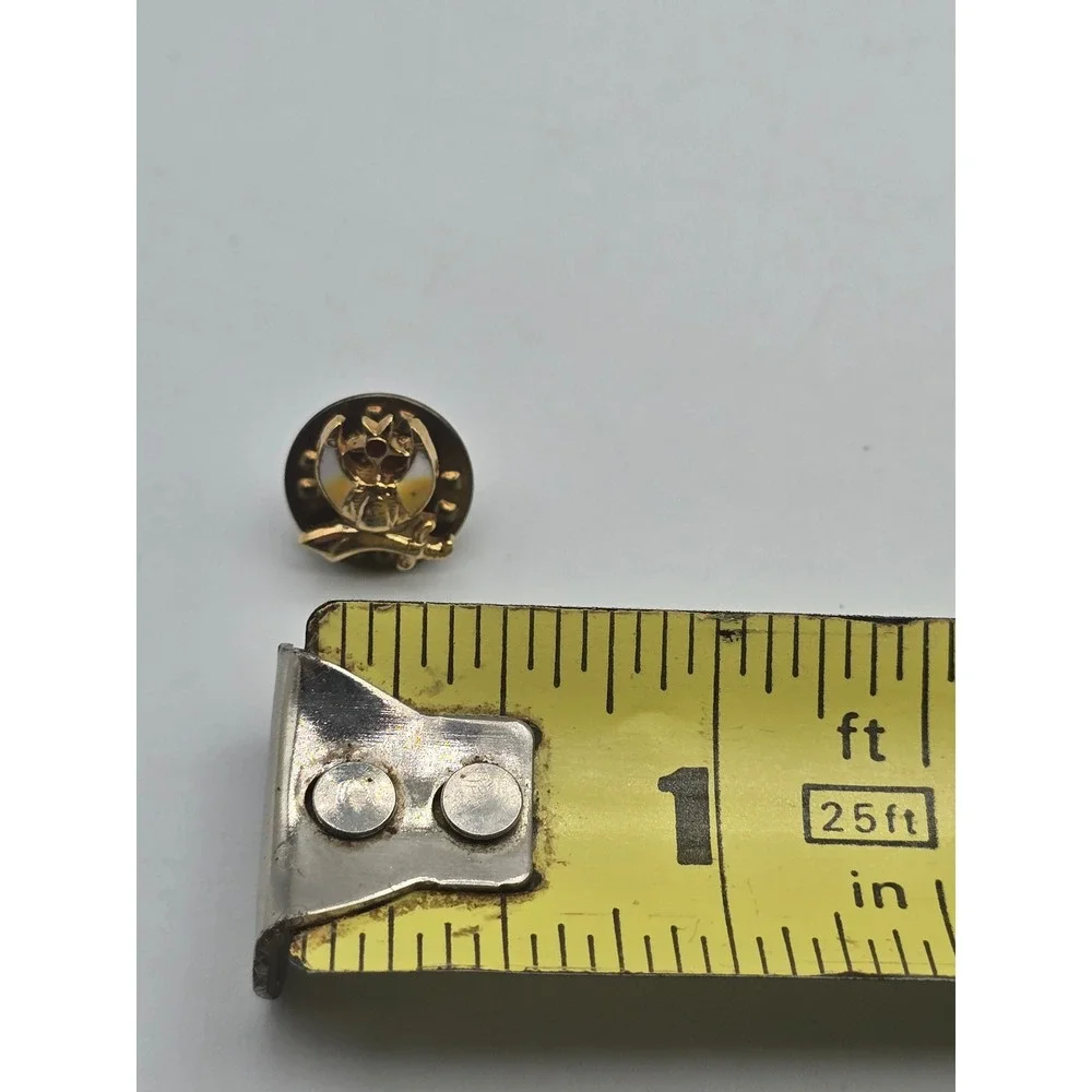 Vintage Shriners International Masonic Lapel Pin Gold Tone Enamel Scimitar Moon